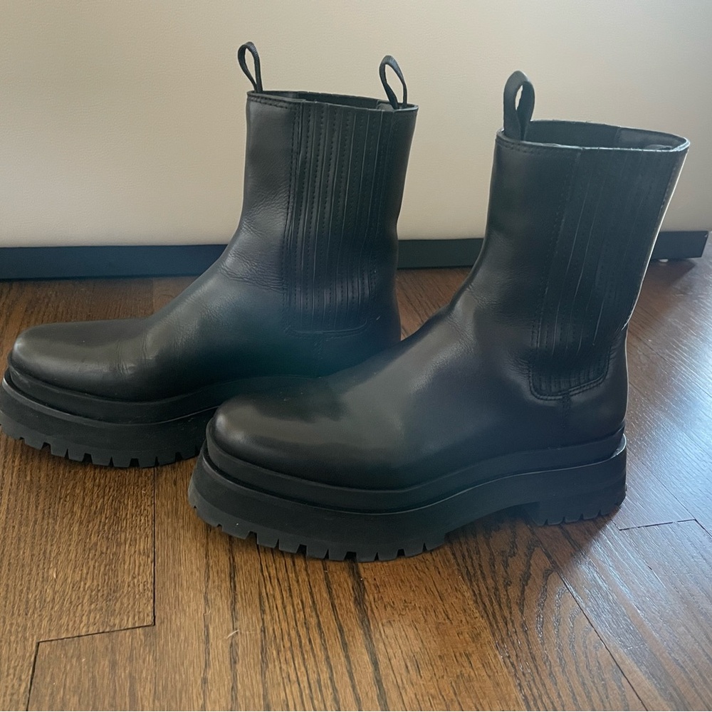 Loeffler Randall Black Chelsea Boots - Picture 3 of 10
